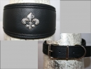 No. 46 unterlegtes Lederhalsband mit Zierniete